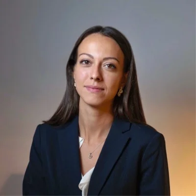 Dr. Sofia Costa